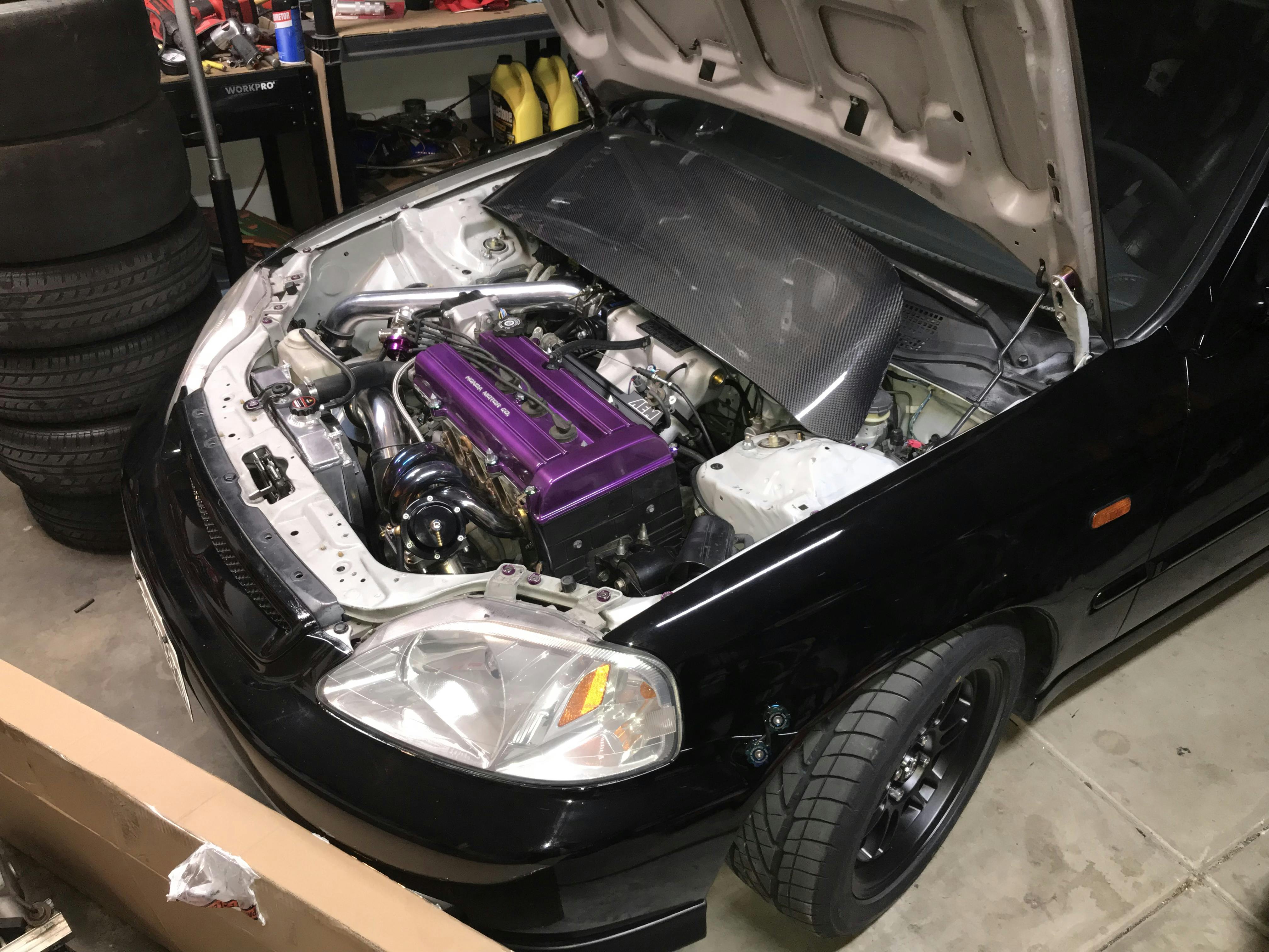 AEM High Volume Fuel Rail 19942001 Acura Integra (25100BK